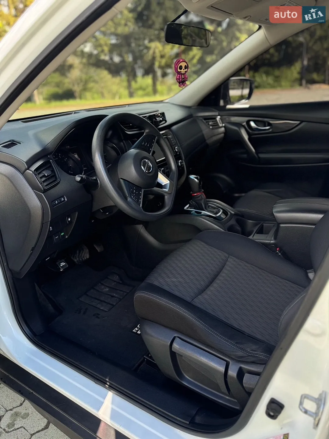 2017 Nissan Rogue - мініатюра 16
