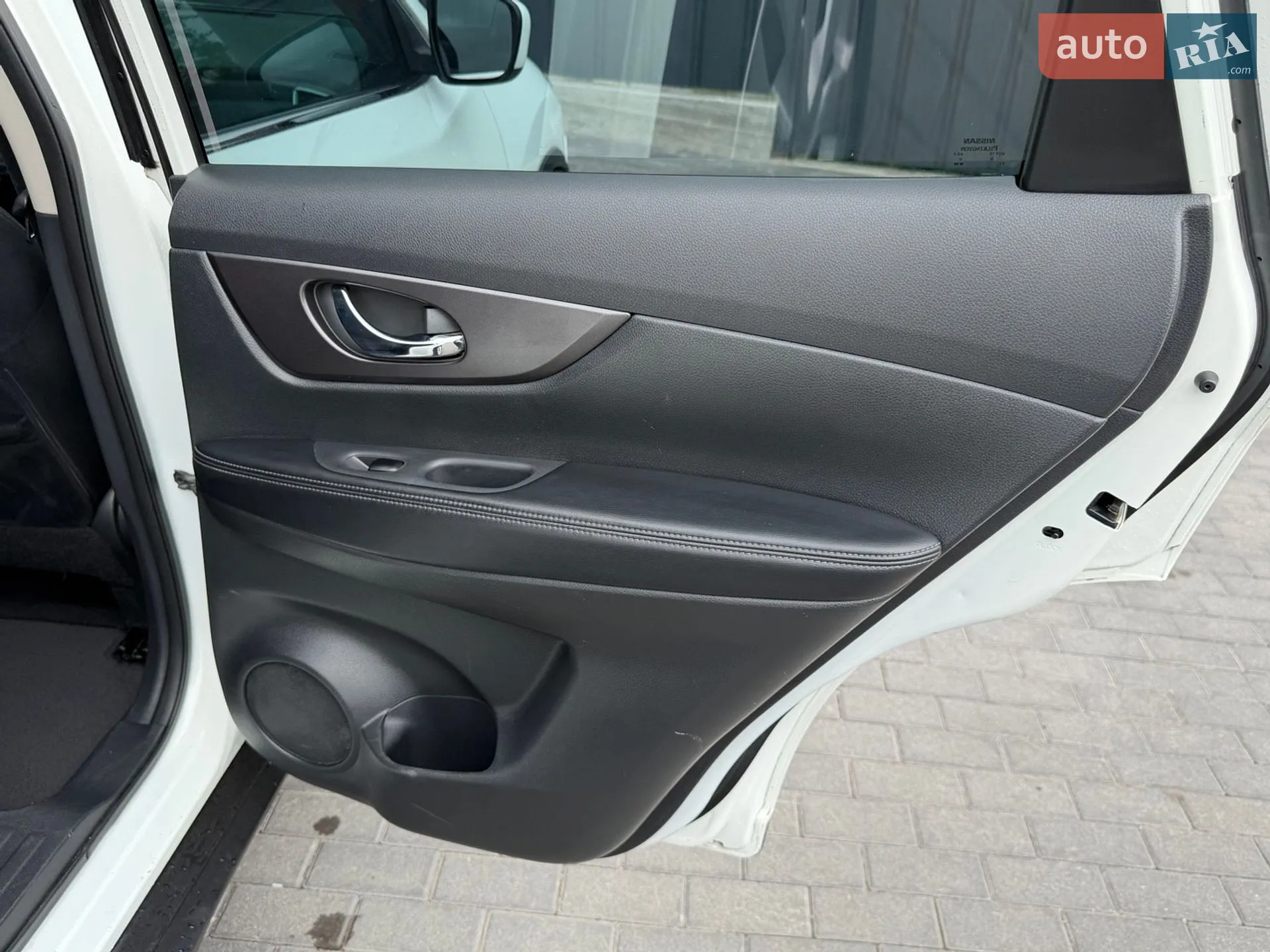 2016 Nissan Rogue - мініатюра 17