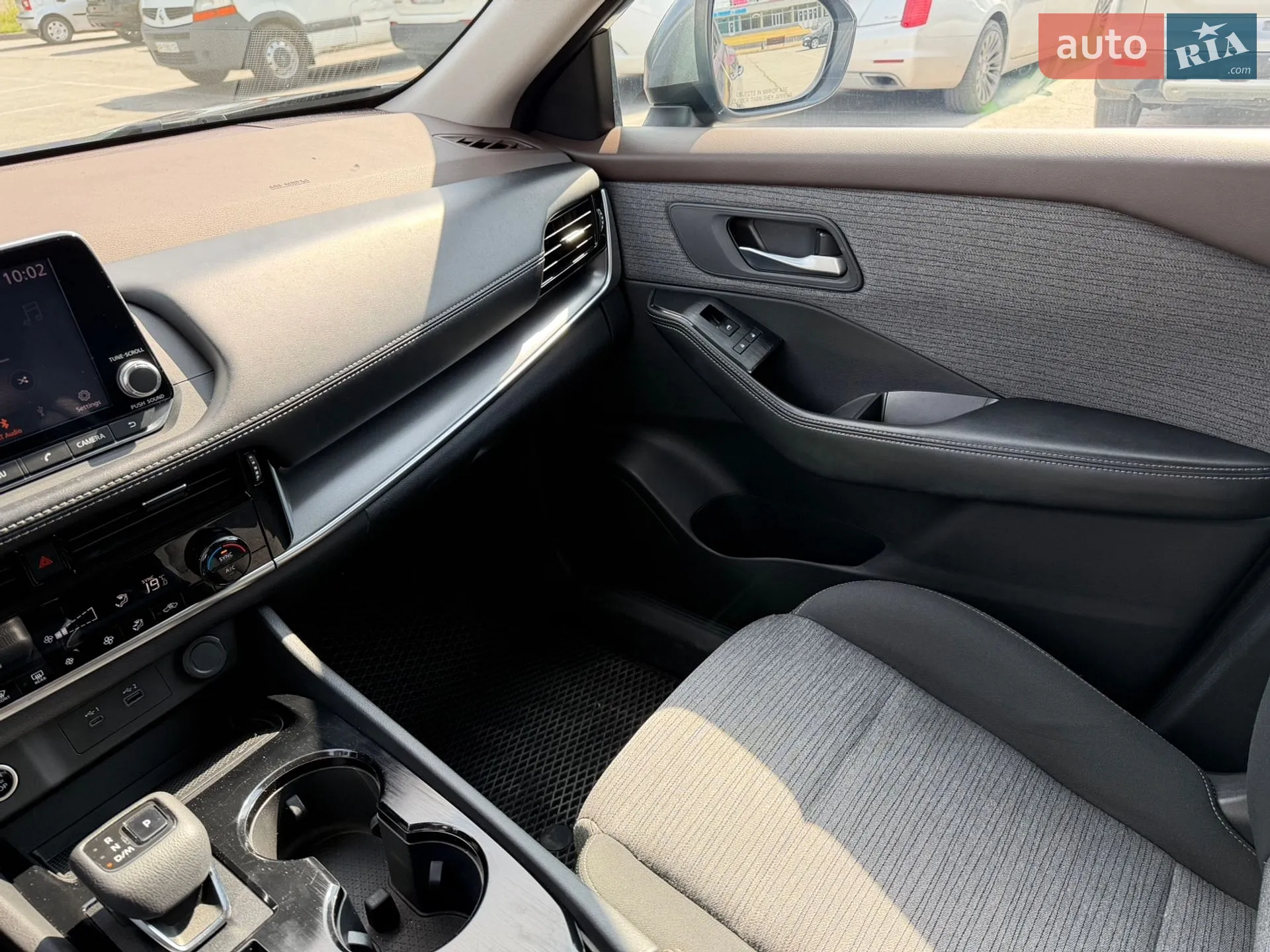 2021 Nissan Rogue - мініатюра 16