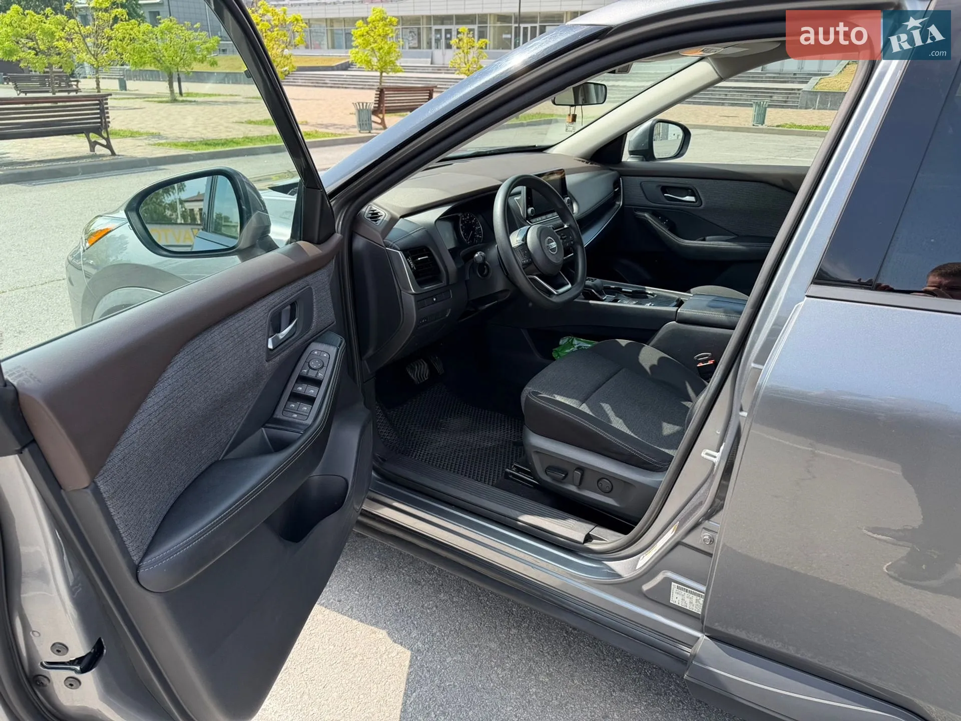 2021 Nissan Rogue - мініатюра 20