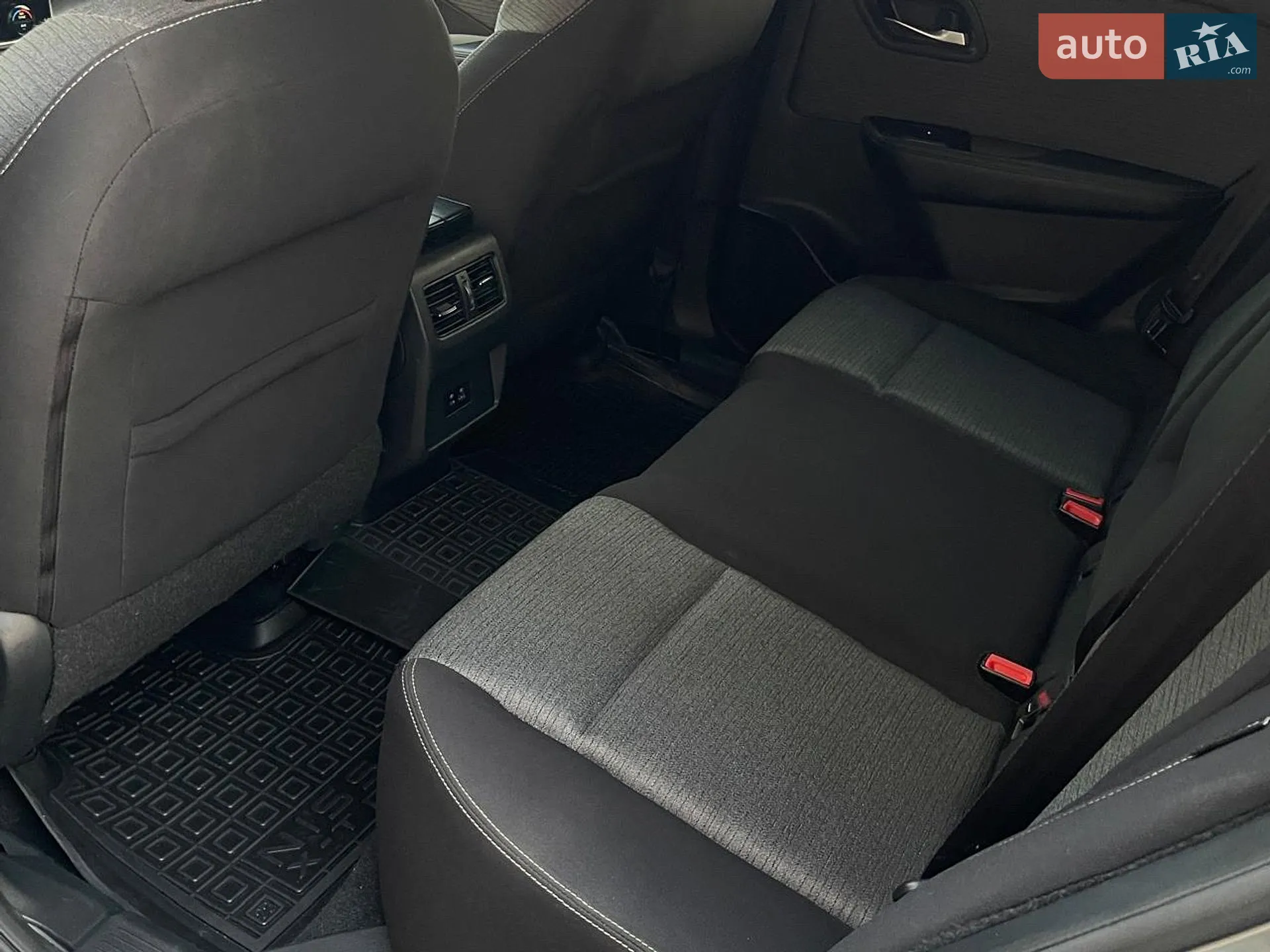 2021 Nissan Rogue - мініатюра 29