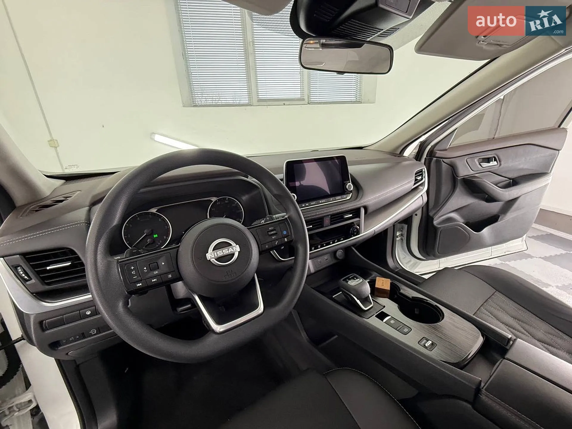 2023 Nissan Rogue - мініатюра 22