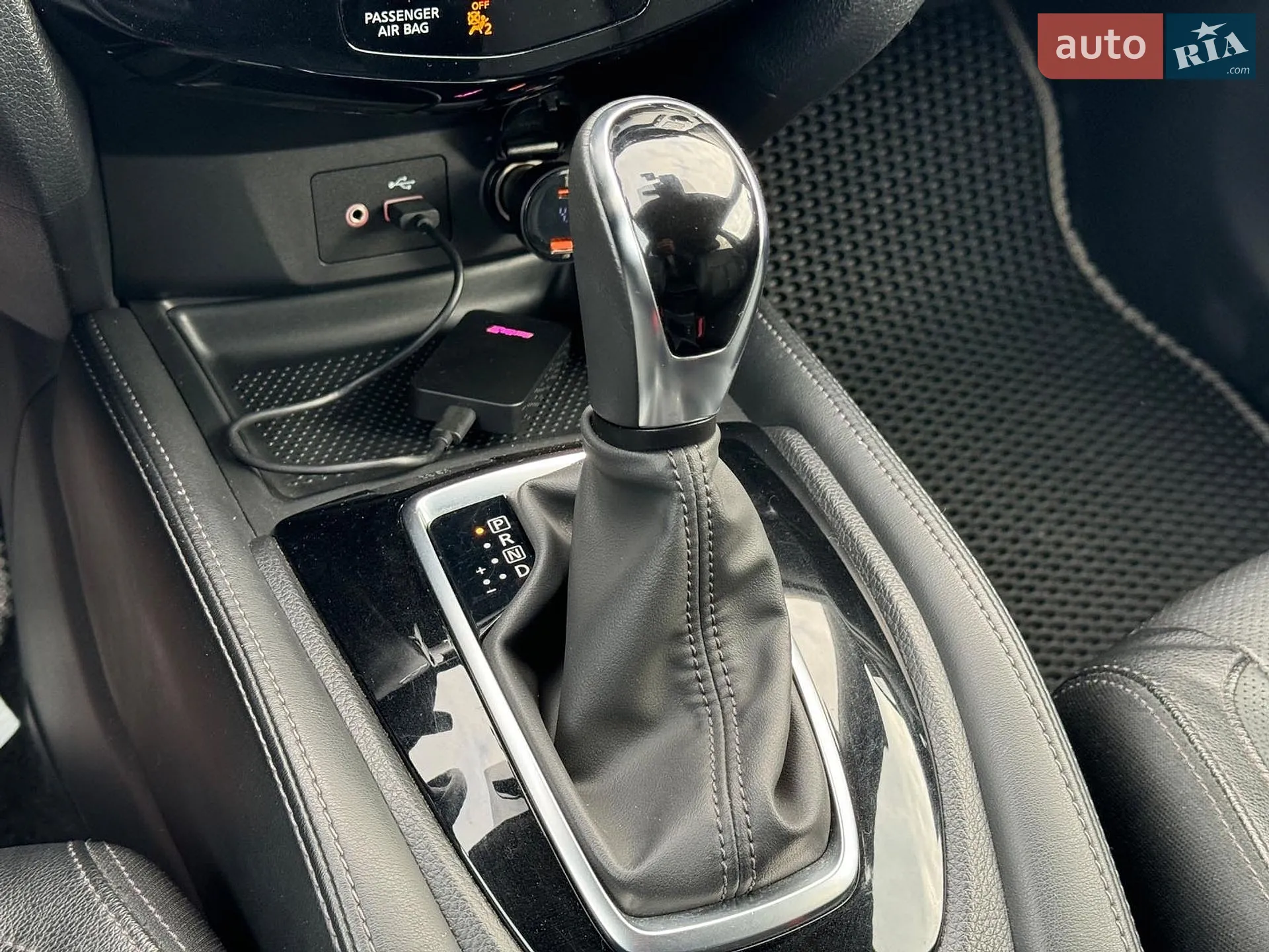 2018 Nissan Rogue - мініатюра 32
