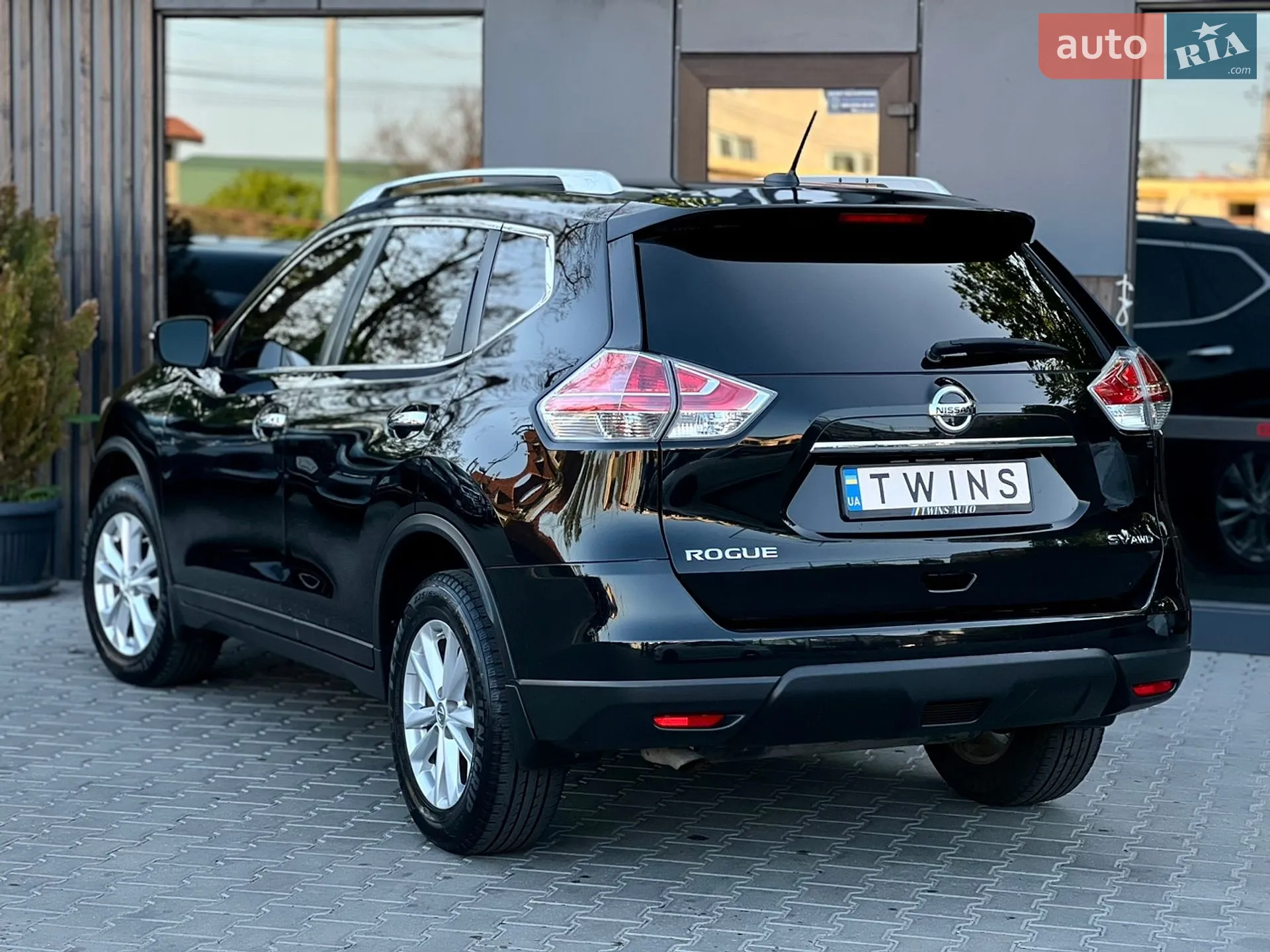 2016 Nissan Rogue - мініатюра 6