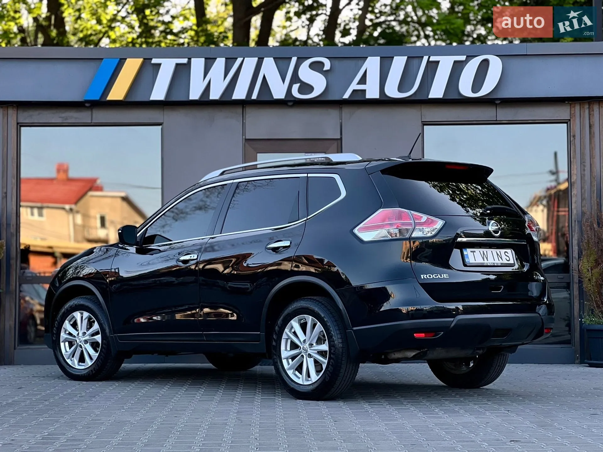 2016 Nissan Rogue - мініатюра 24