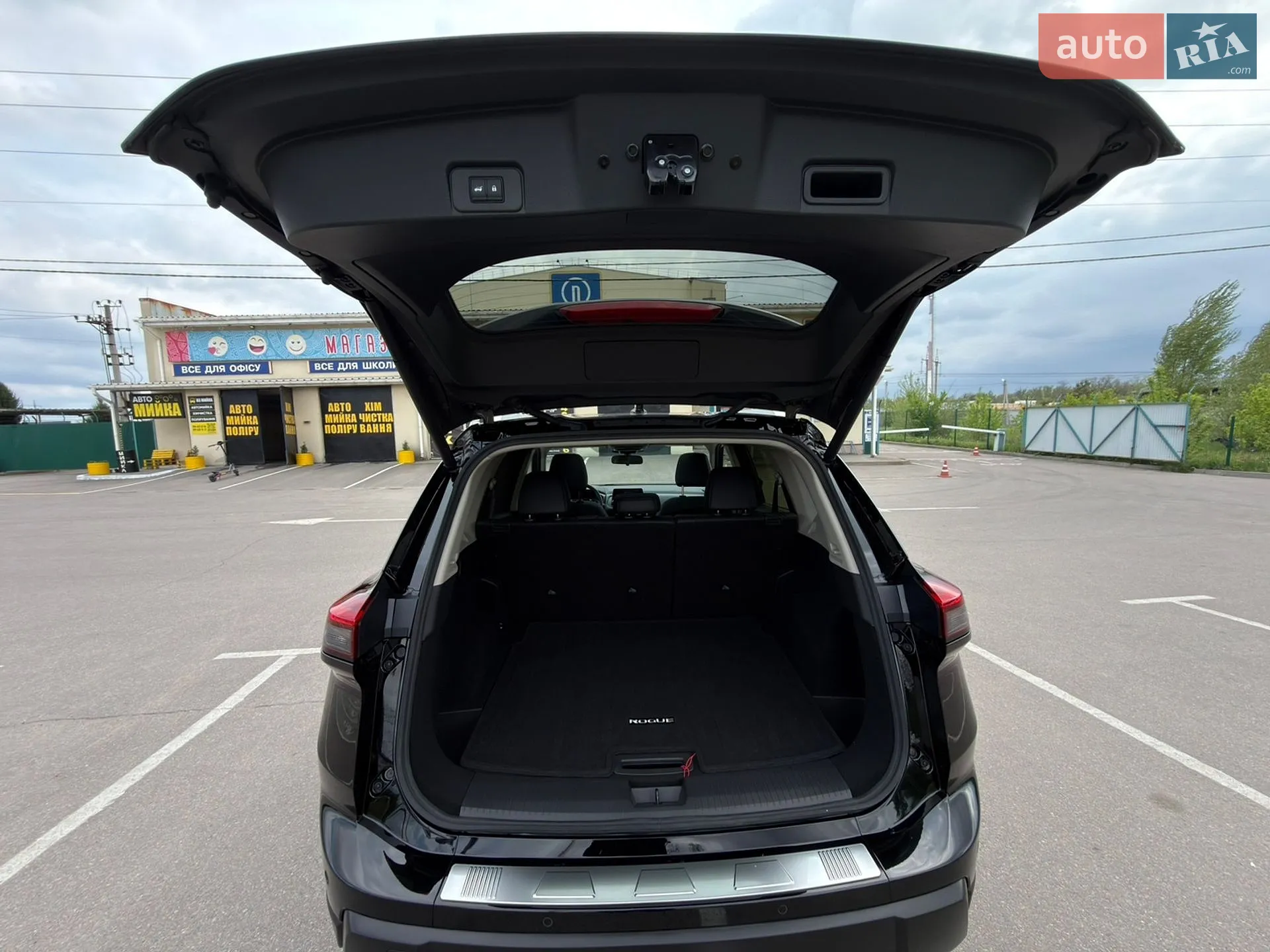 2025 Nissan Rogue - мініатюра 13