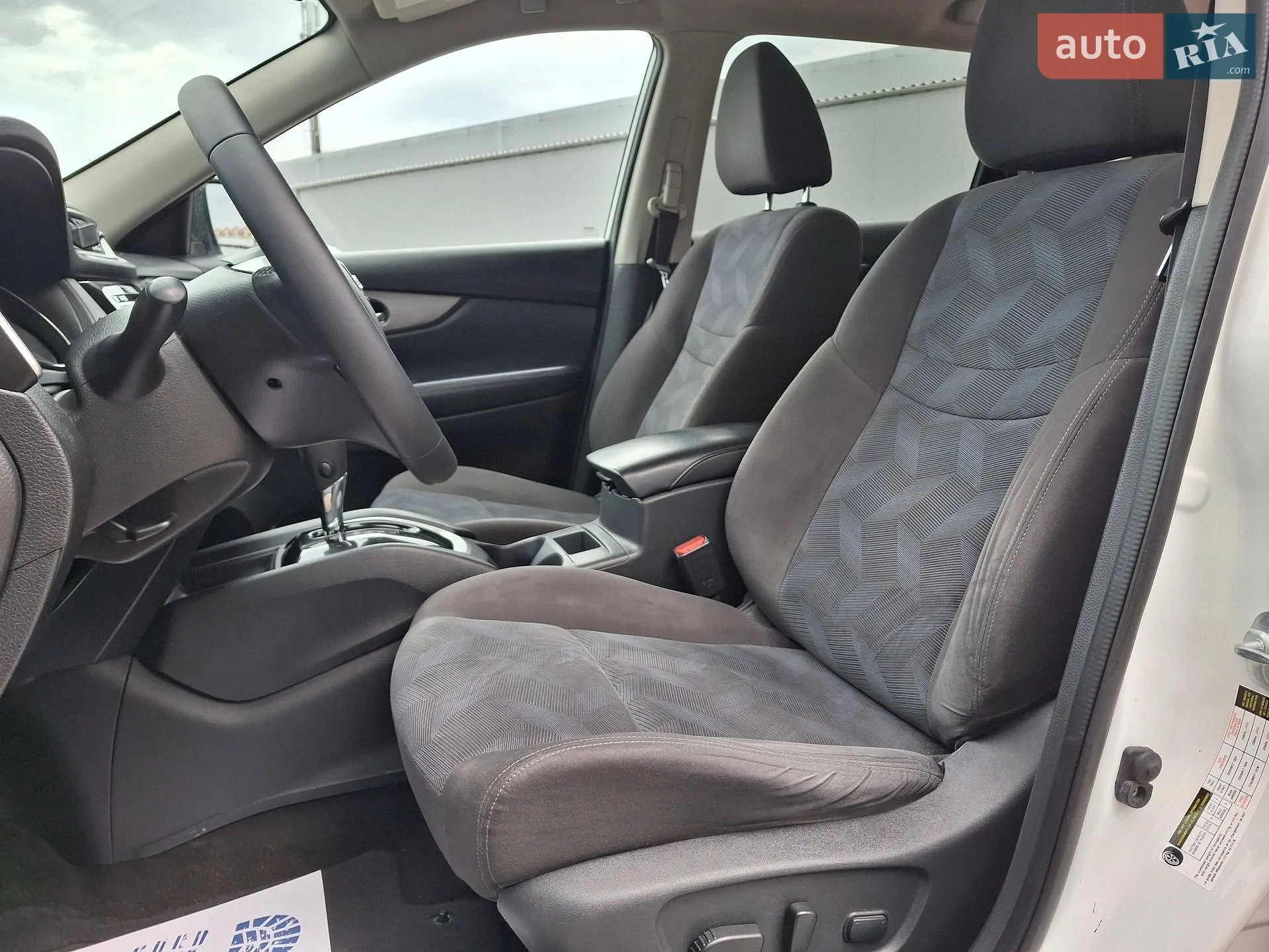 2016 Nissan Rogue - мініатюра 11
