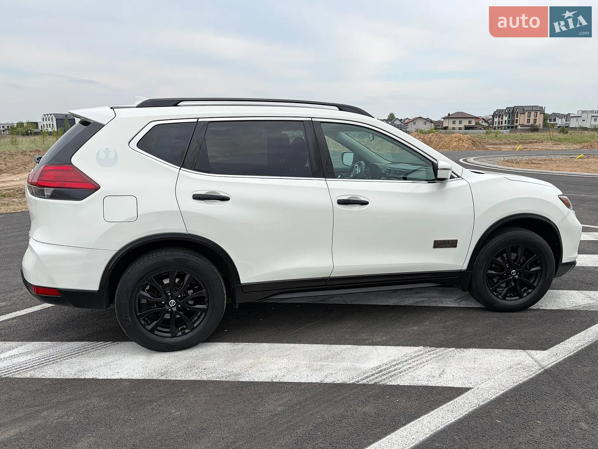 2017 Nissan Rogue - мініатюра 4