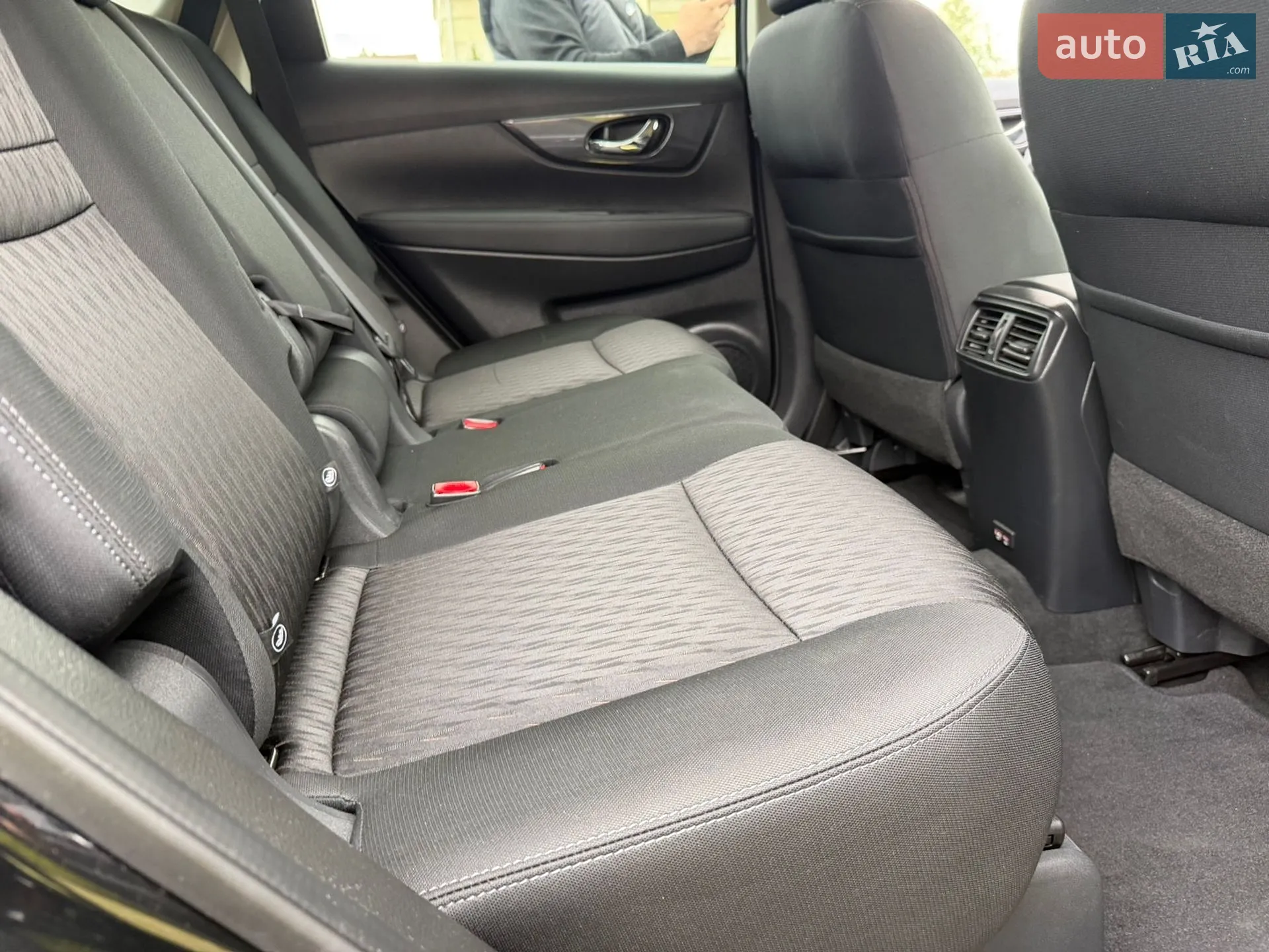2019 Nissan Rogue - мініатюра 20