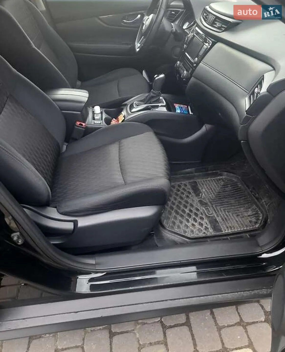 2018 Nissan Rogue - мініатюра 3
