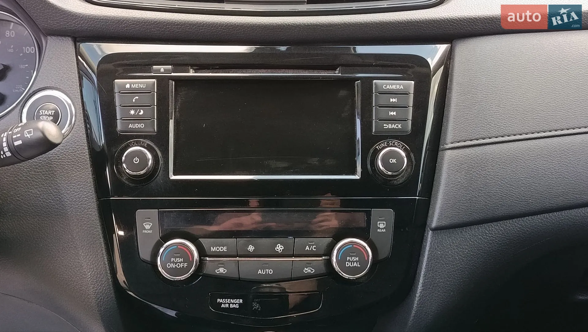 2019 Nissan Rogue - мініатюра 18