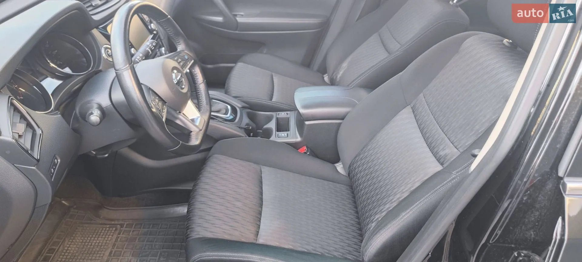 2019 Nissan Rogue - мініатюра 28