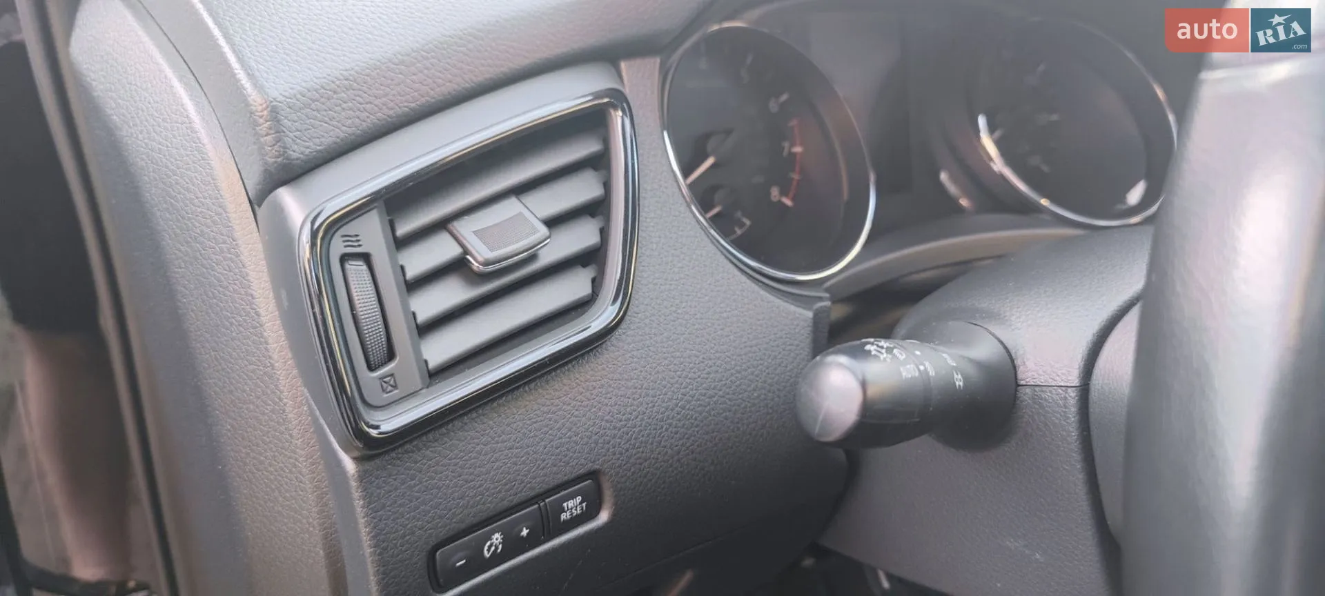 2019 Nissan Rogue - мініатюра 31