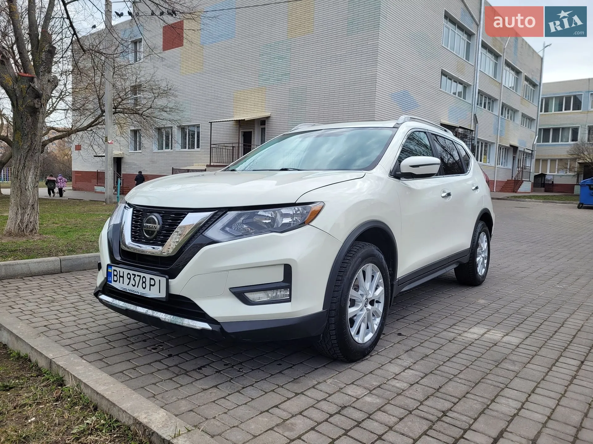 2018 Nissan Rogue - мініатюра 3
