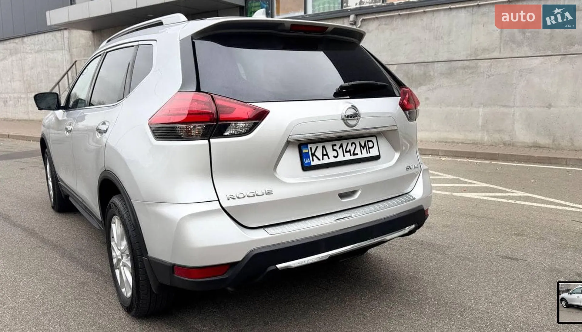 2017 Nissan Rogue - мініатюра 4
