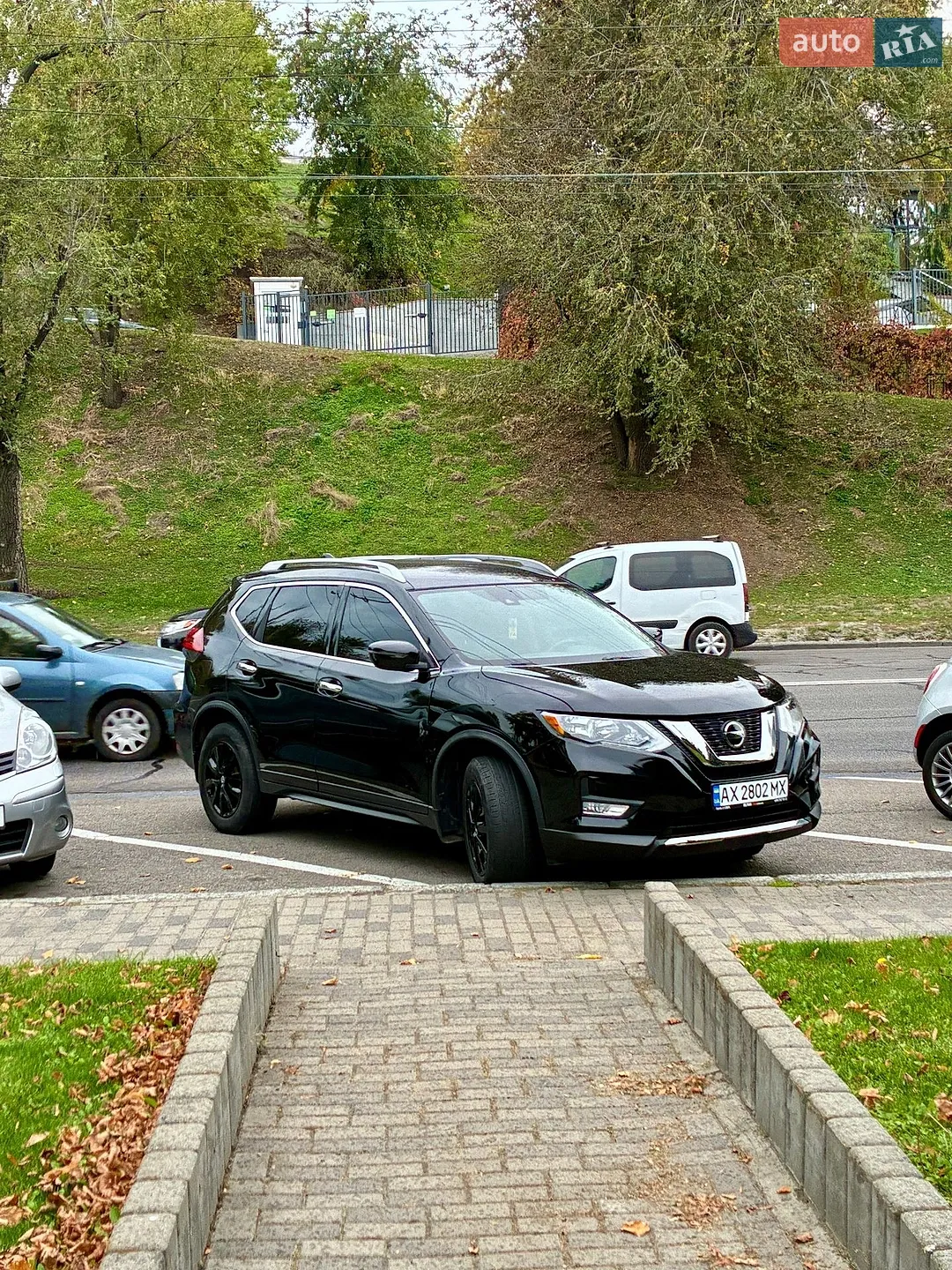2019 Nissan Rogue - мініатюра 12