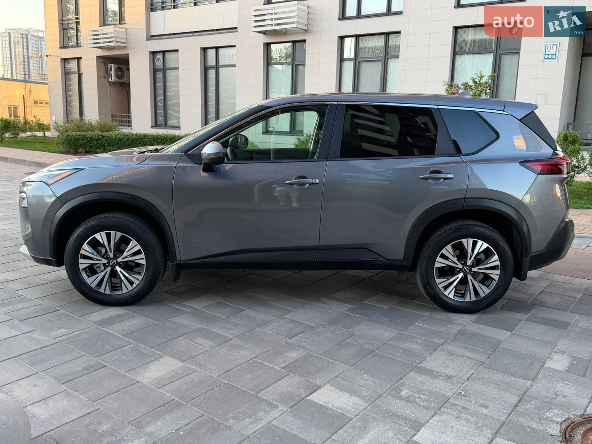 2022 Nissan Rogue - мініатюра 4