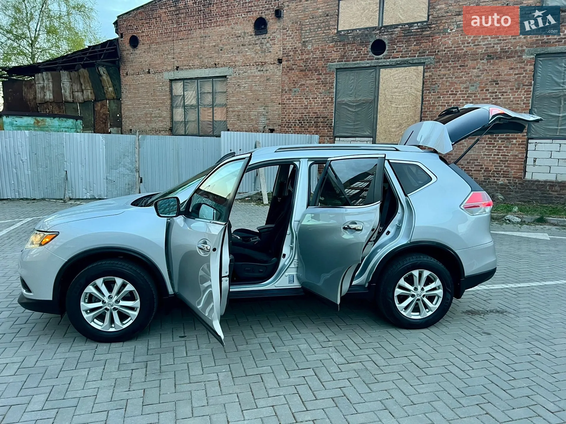 2014 Nissan Rogue - мініатюра 27