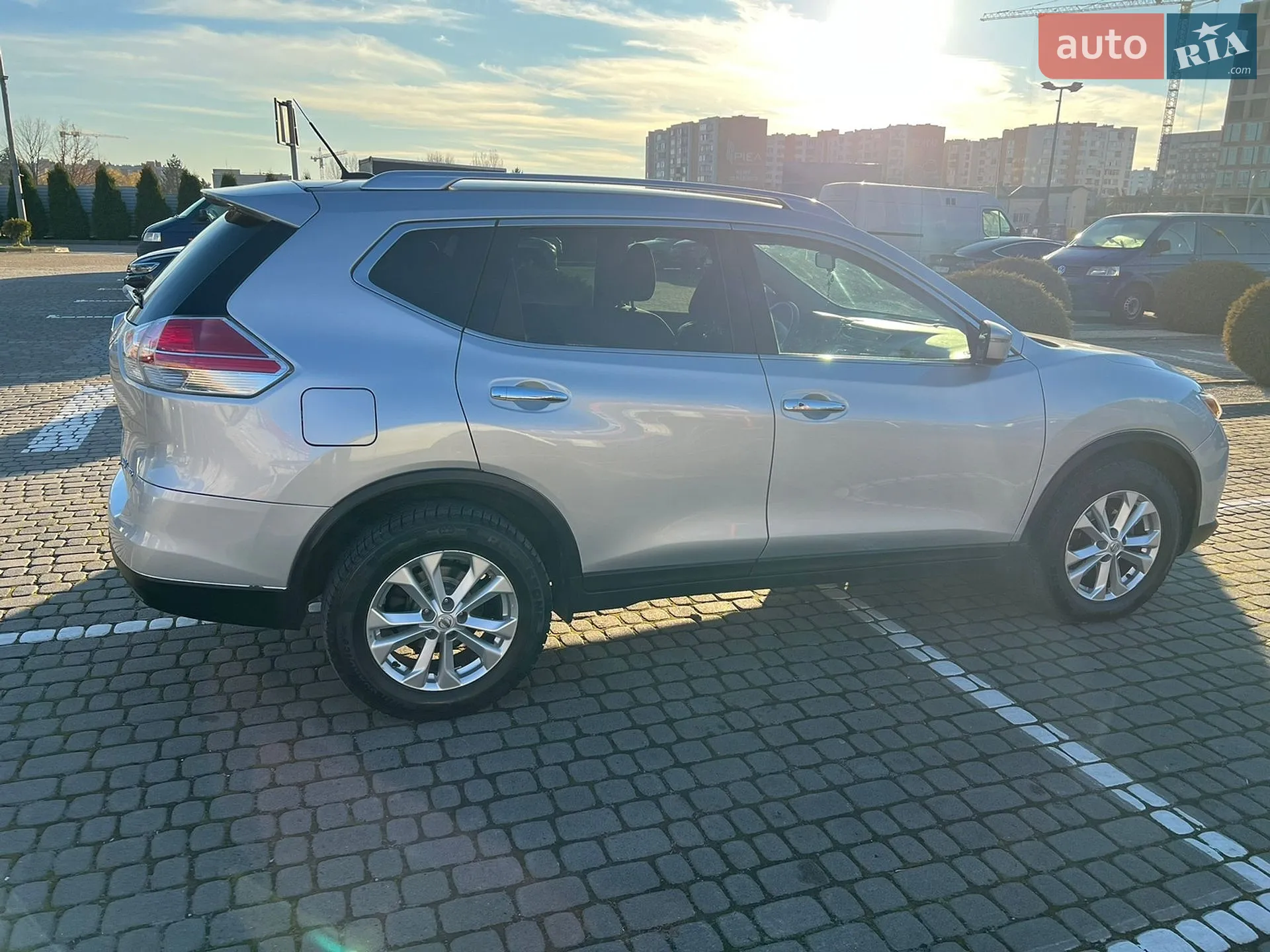 2016 Nissan Rogue - мініатюра 3