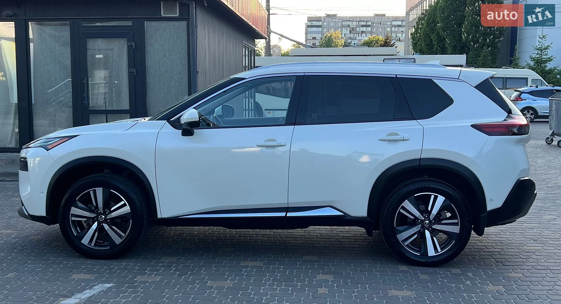 2020 Nissan Rogue - мініатюра 16