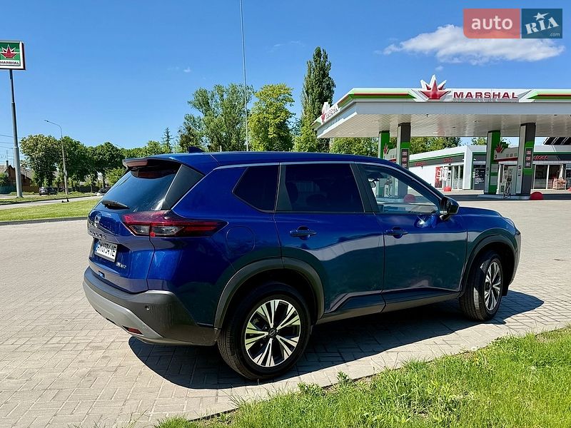 Внедорожник / Кроссовер Nissan Rogue 2023 в Житомире