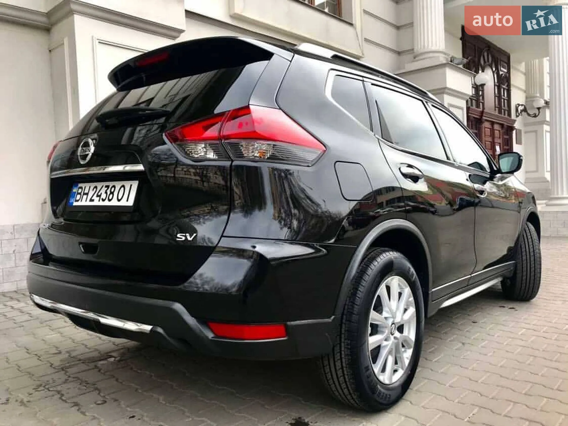 2017 Nissan Rogue - мініатюра 2