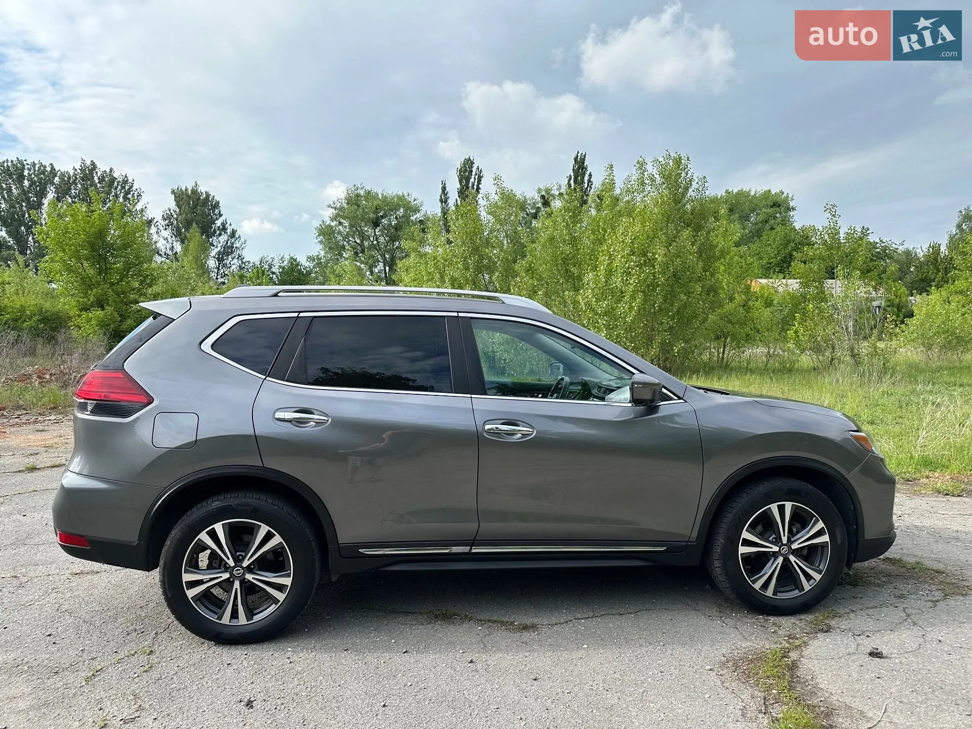 2017 Nissan Rogue - мініатюра 12