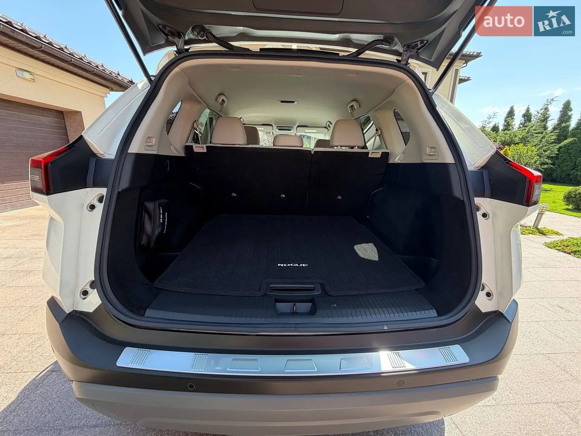 2020 Nissan Rogue - мініатюра 9