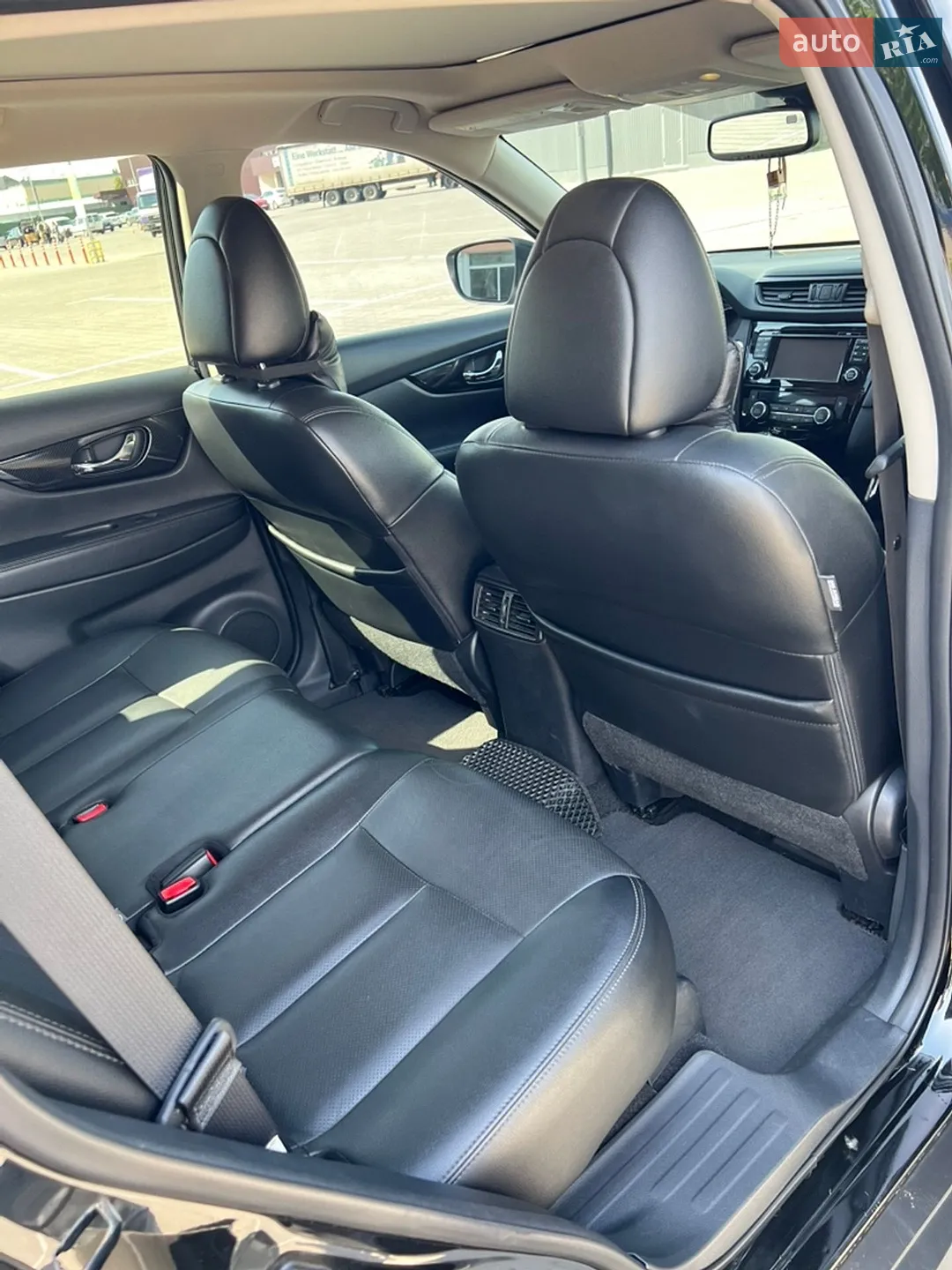2017 Nissan Rogue - мініатюра 13
