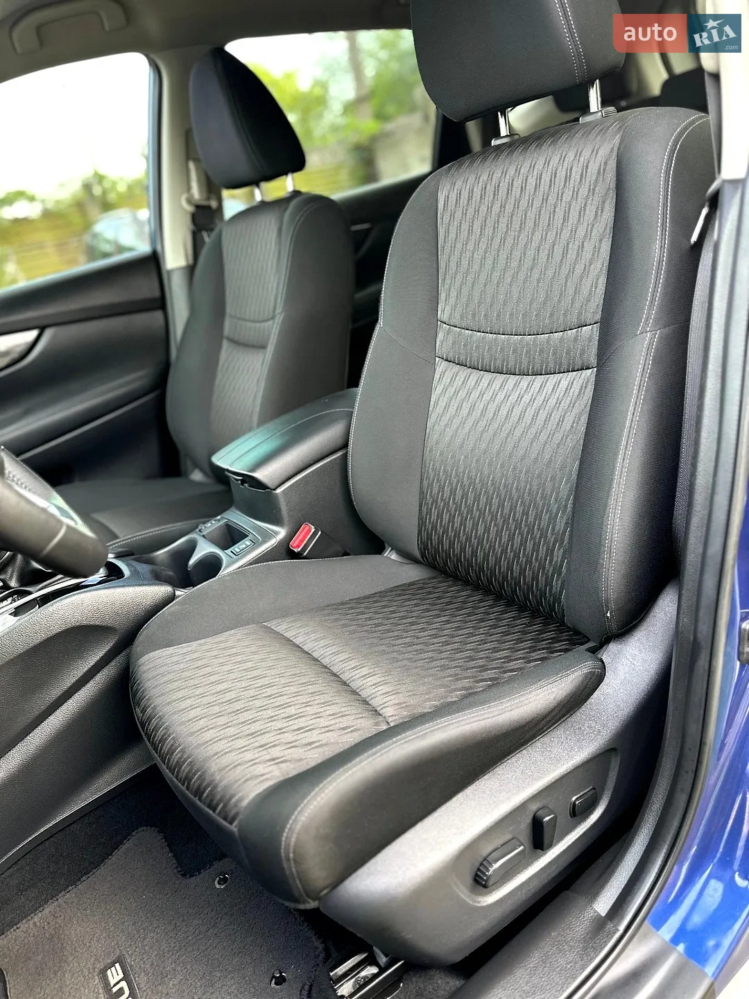 2018 Nissan Rogue - мініатюра 7