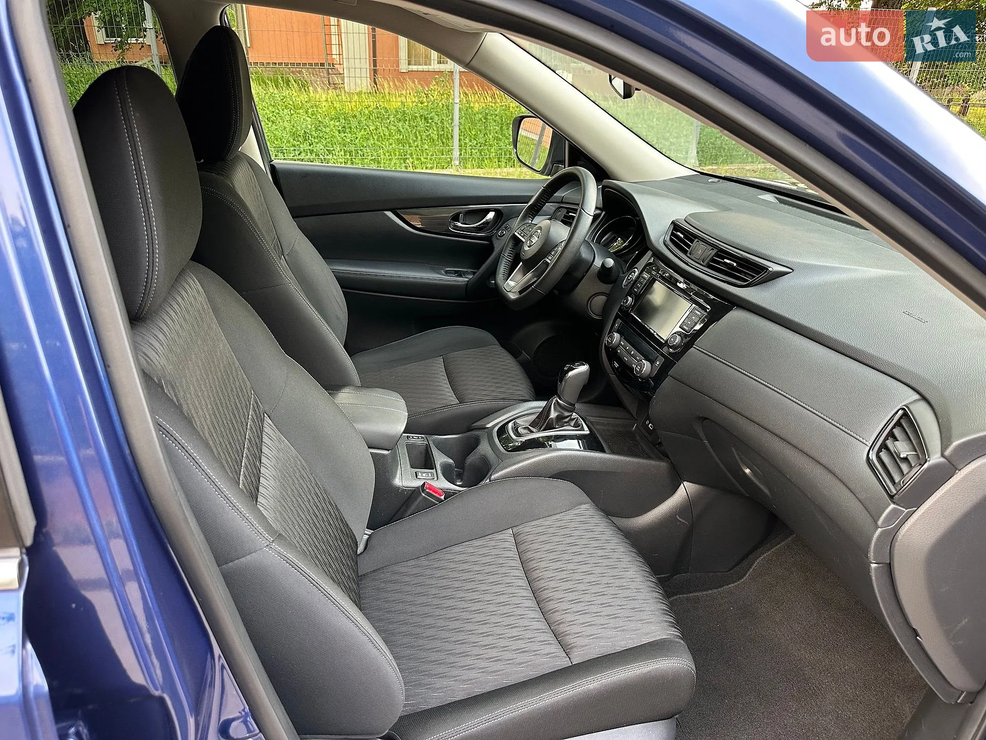 2020 Nissan Rogue - мініатюра 17