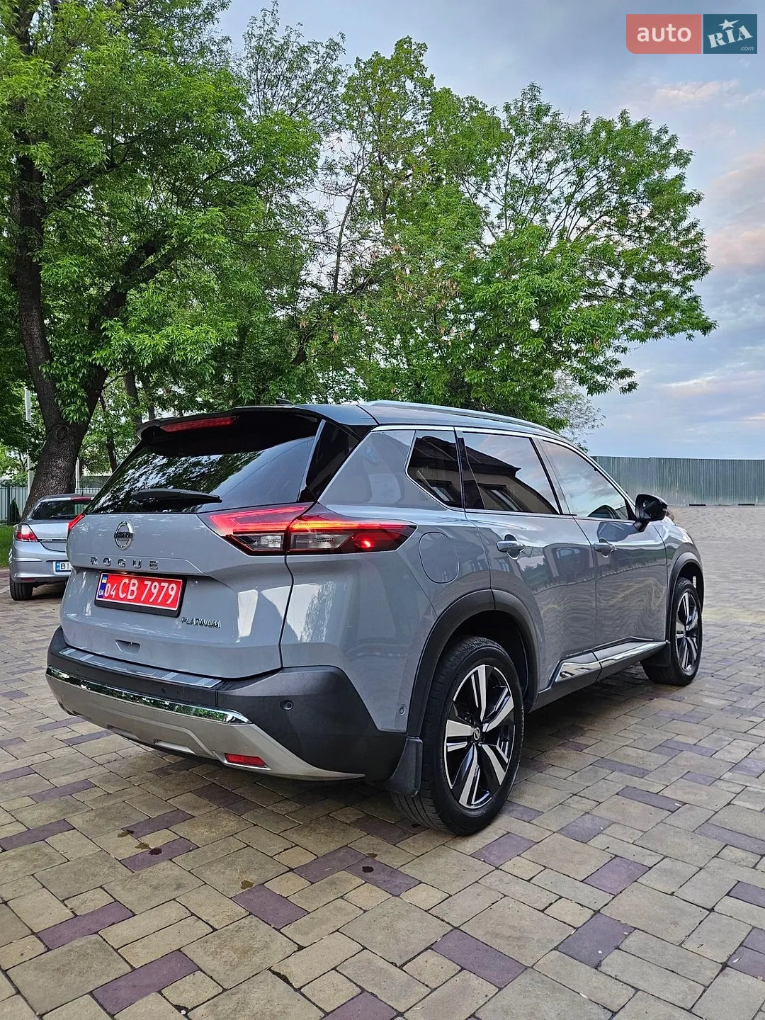 2021 Nissan Rogue - мініатюра 7