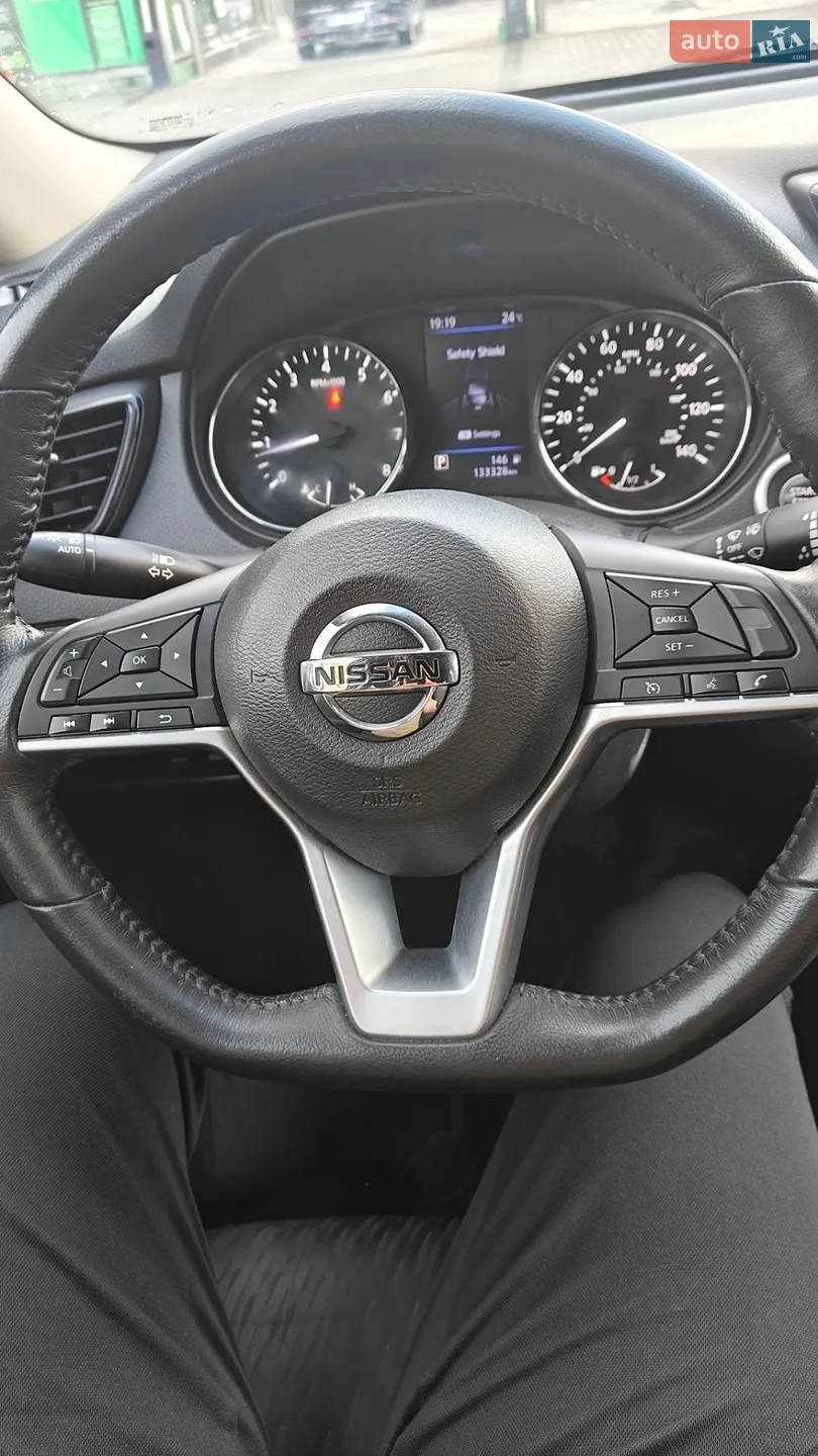 2018 Nissan Rogue - мініатюра 11