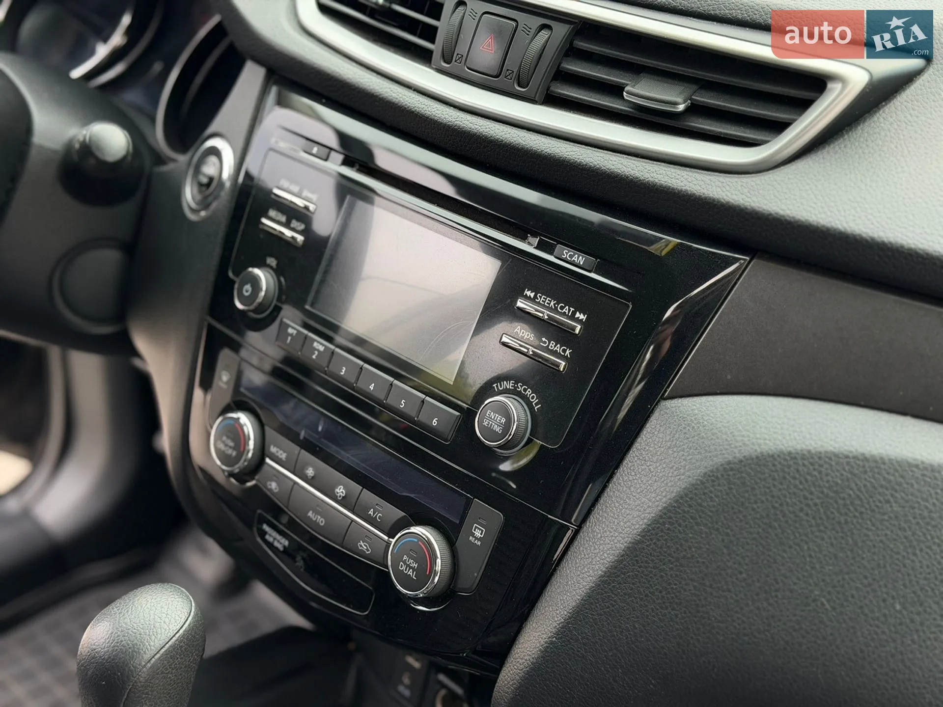 2016 Nissan Rogue - мініатюра 34