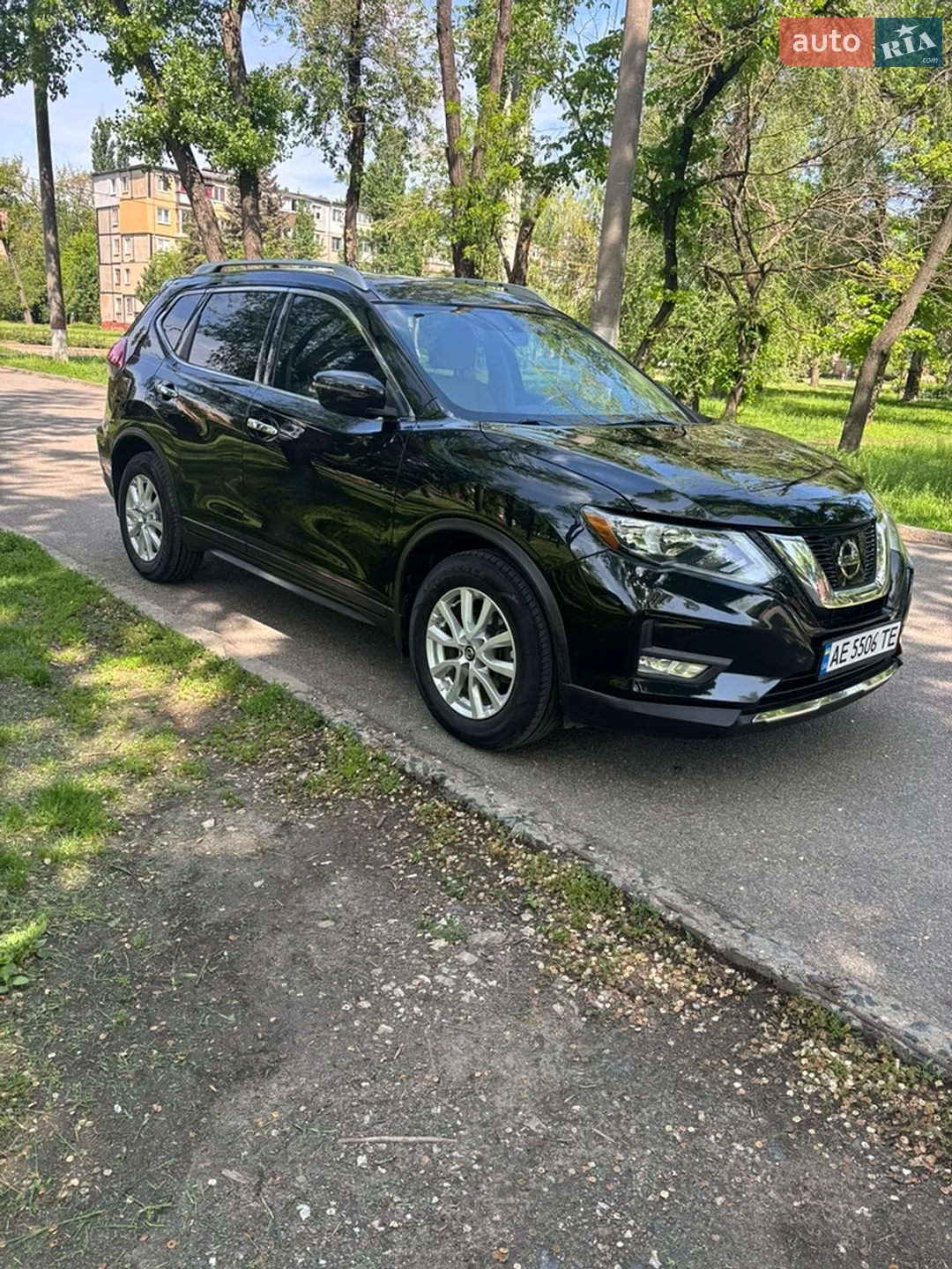 2017 Nissan Rogue - мініатюра 3