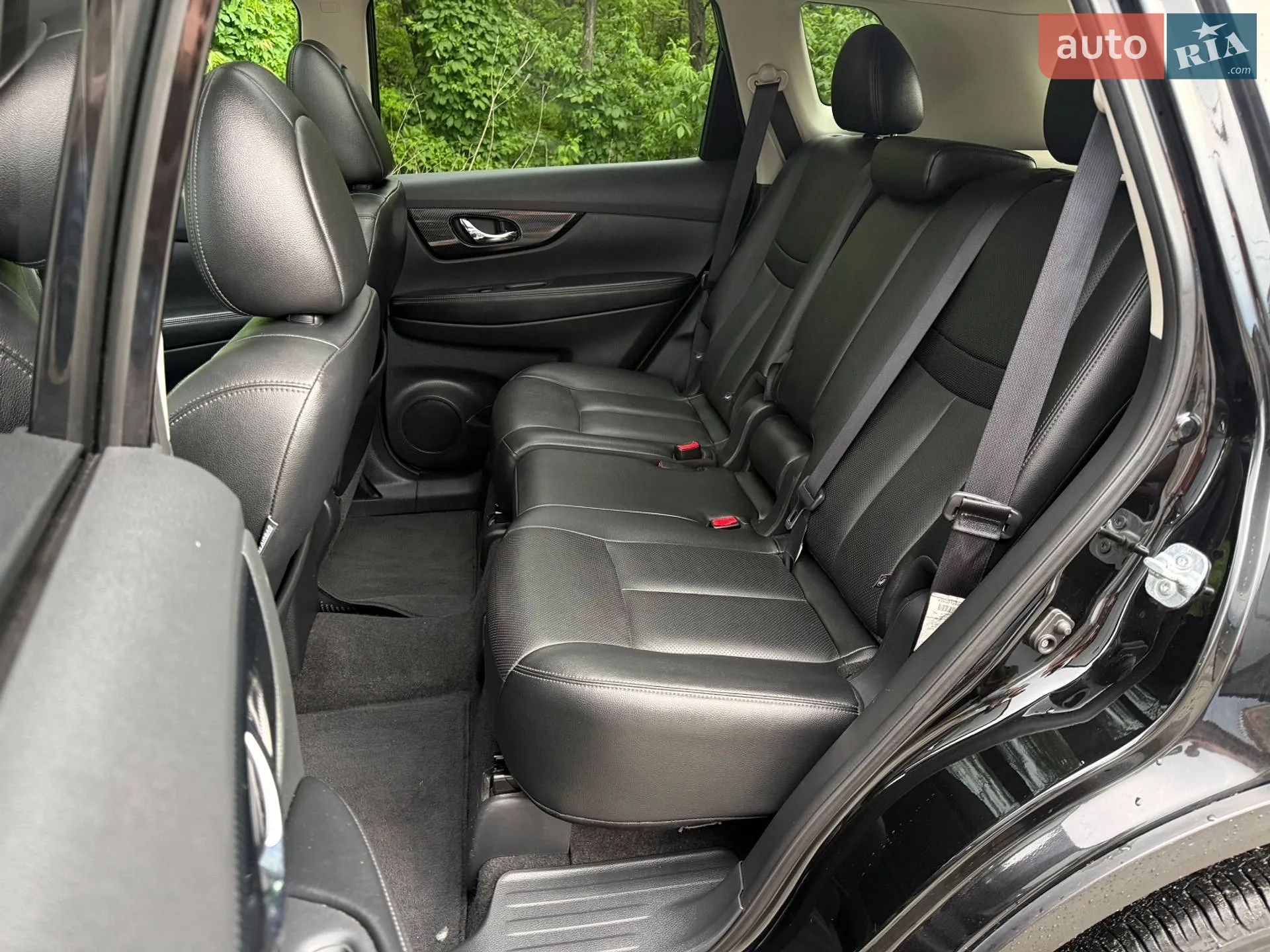 2016 Nissan Rogue - мініатюра 36