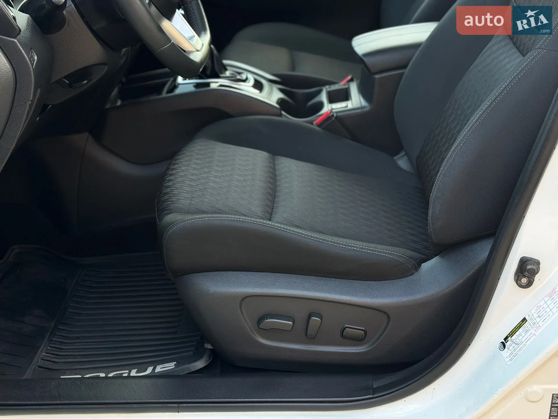 2019 Nissan Rogue - мініатюра 33