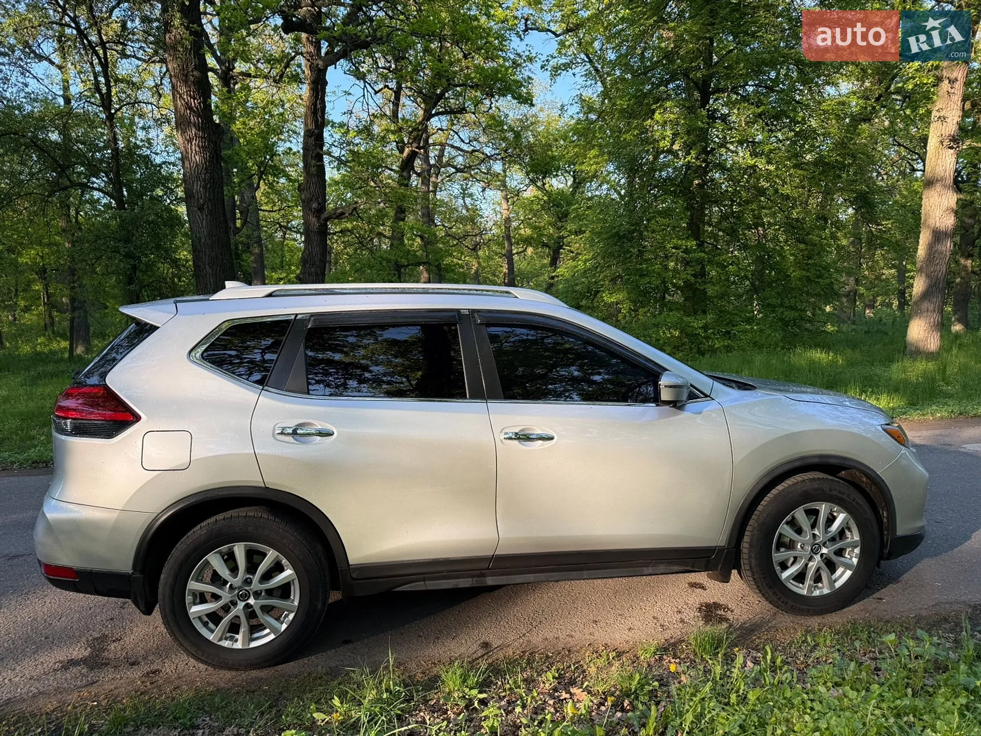 2017 Nissan Rogue - мініатюра 6