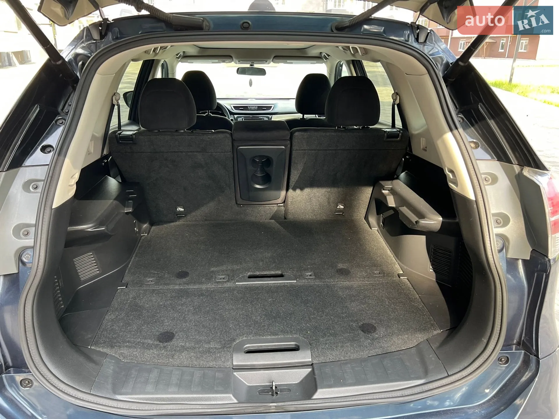 2016 Nissan Rogue - мініатюра 16