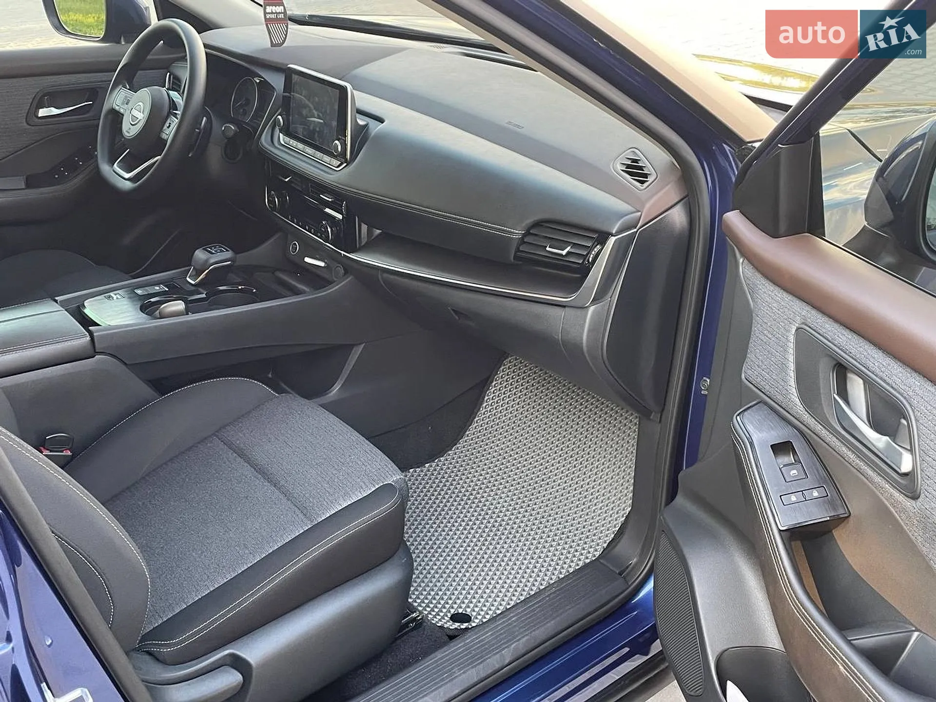 2022 Nissan Rogue - мініатюра 14