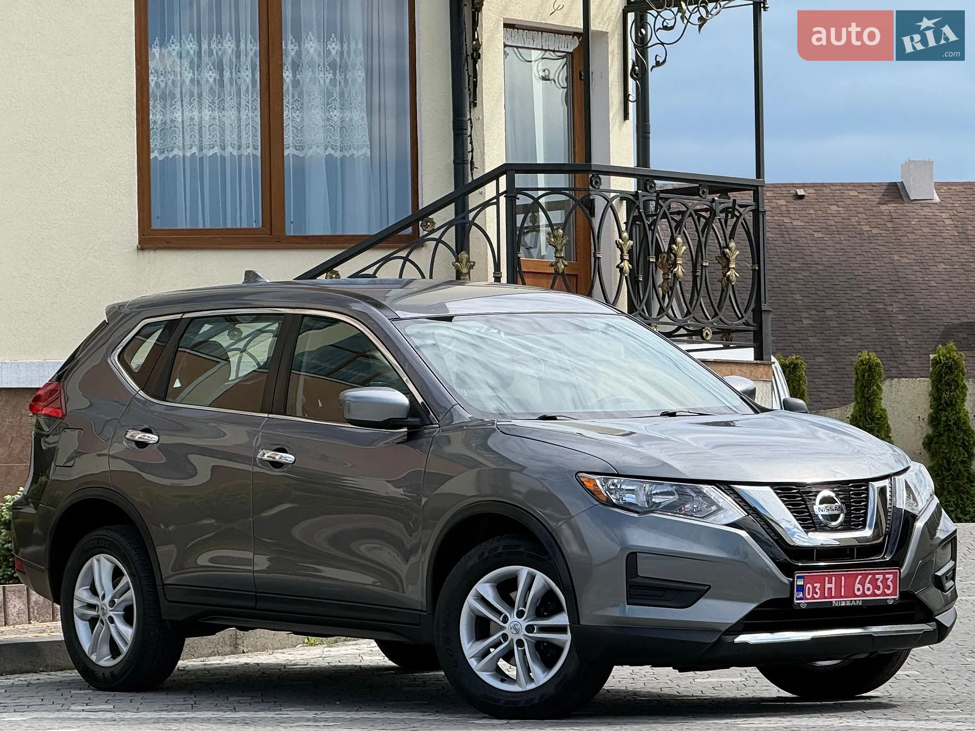 2017 Nissan Rogue - мініатюра 3