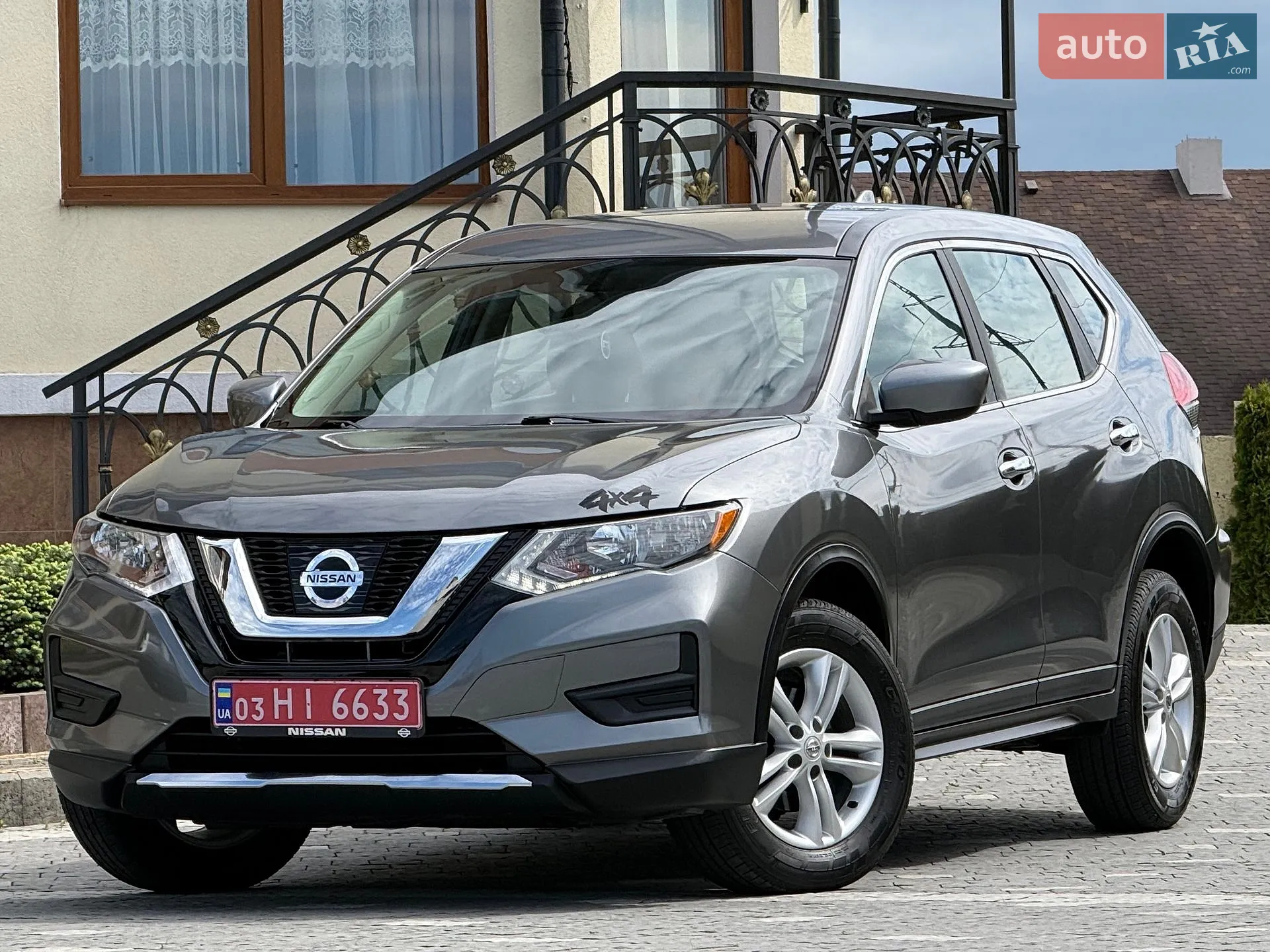 2017 Nissan Rogue - фото 1