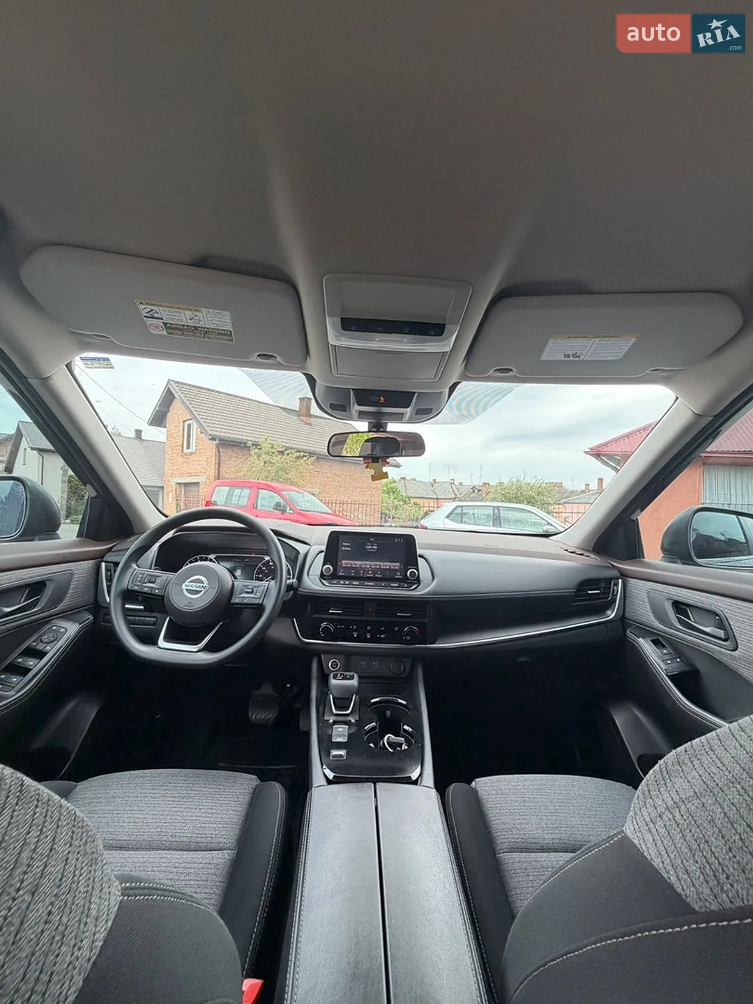 2021 Nissan Rogue - мініатюра 16