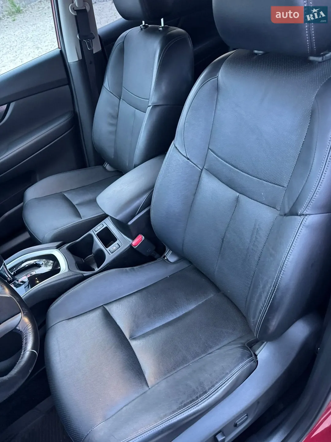 2016 Nissan Rogue - мініатюра 13