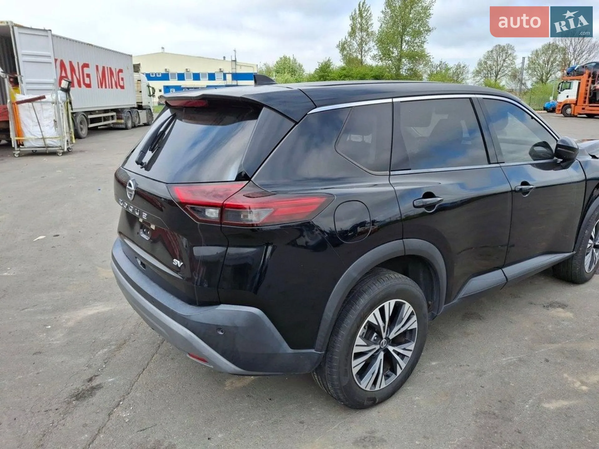 2021 Nissan Rogue - мініатюра 4