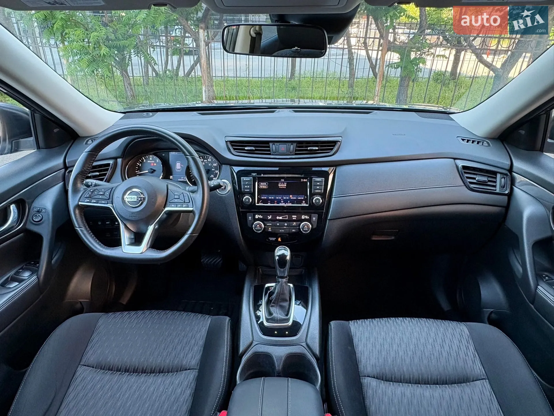 2018 Nissan Rogue - мініатюра 15