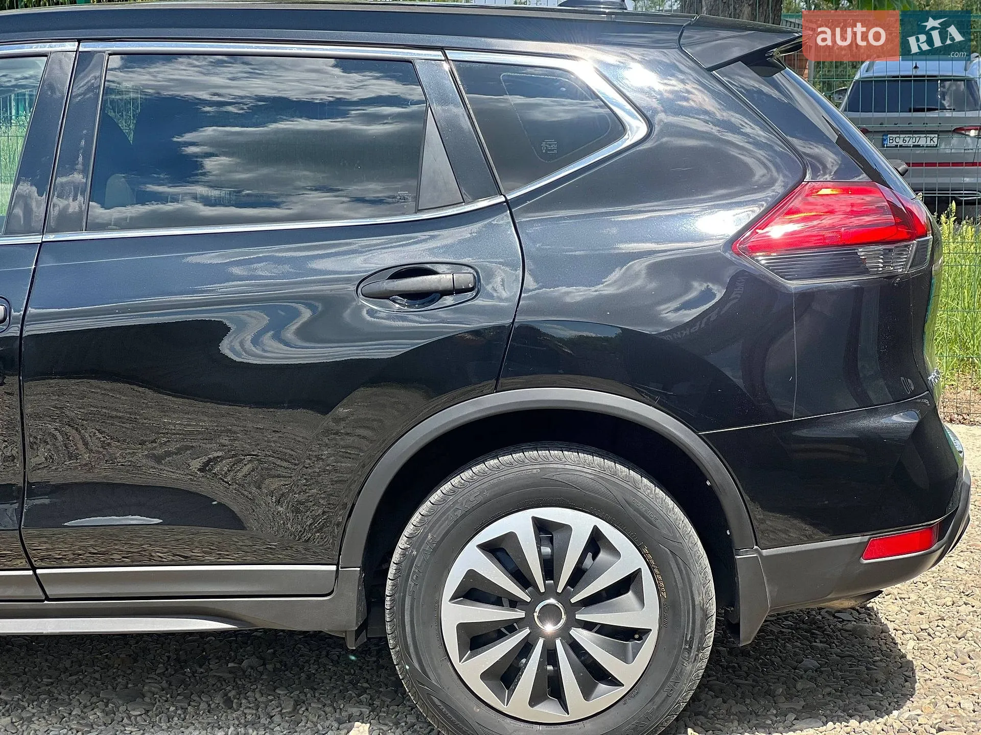 2016 Nissan Rogue - мініатюра 12