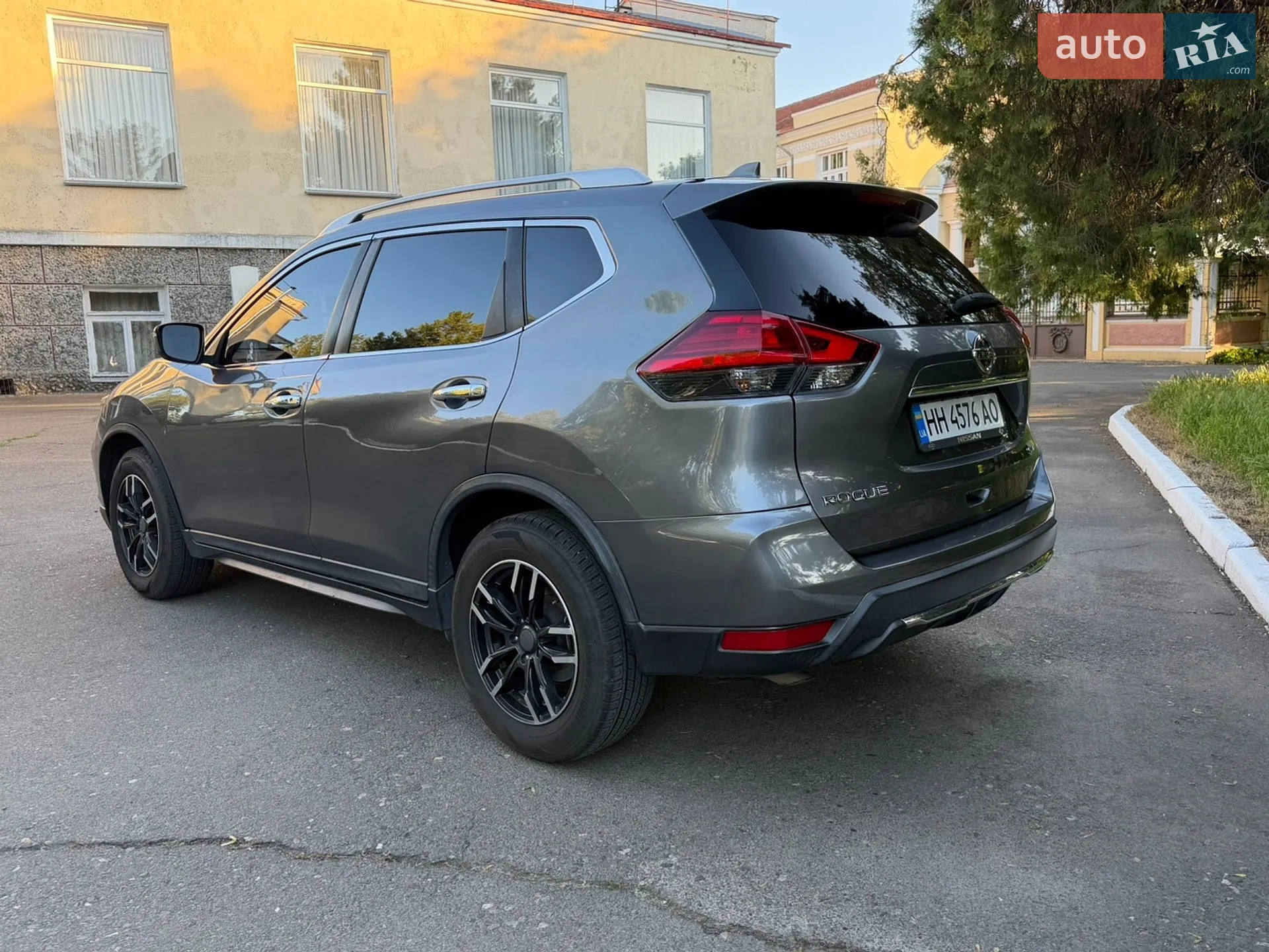 2017 Nissan Rogue - мініатюра 8