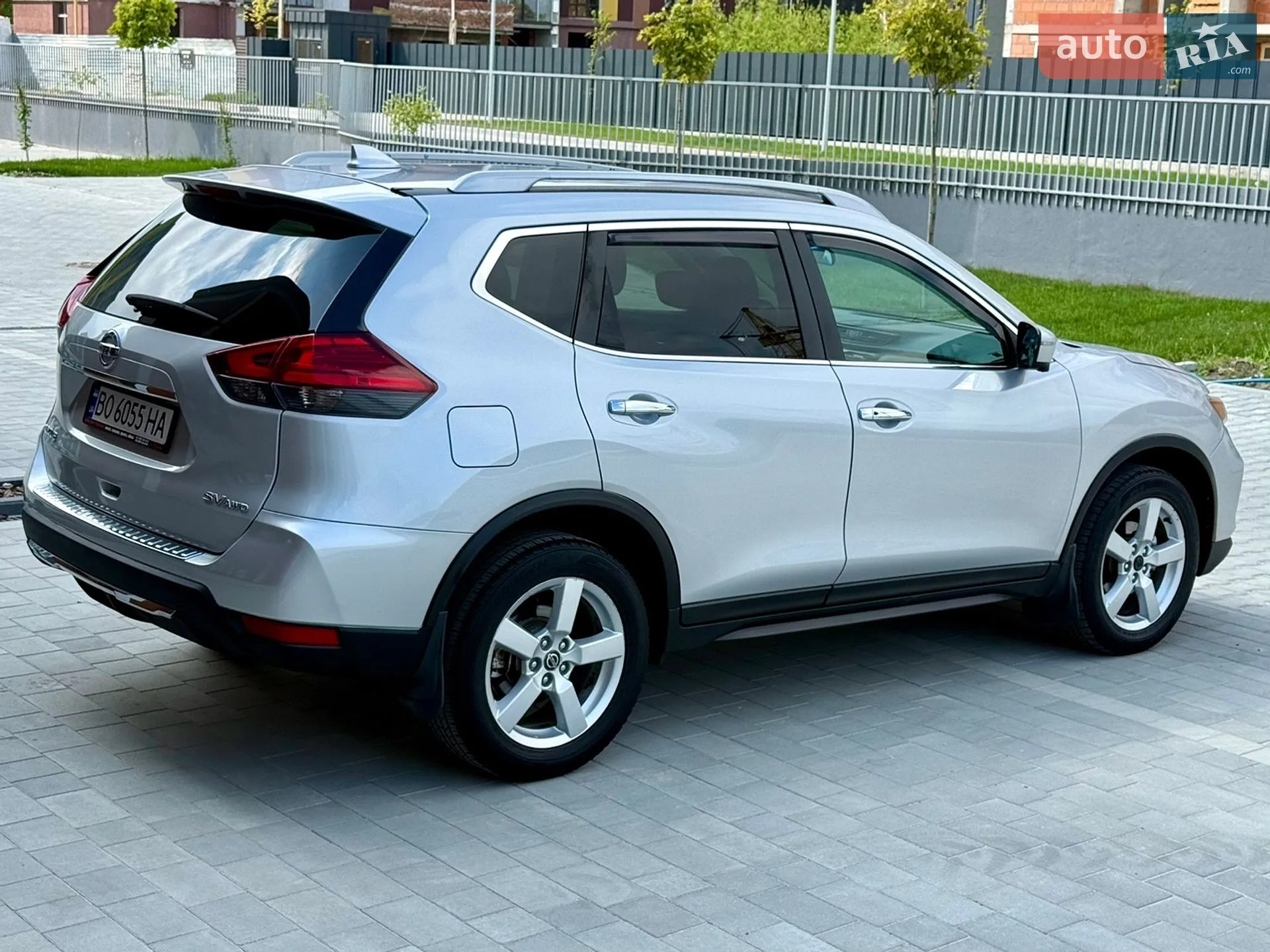 2017 Nissan Rogue - мініатюра 9