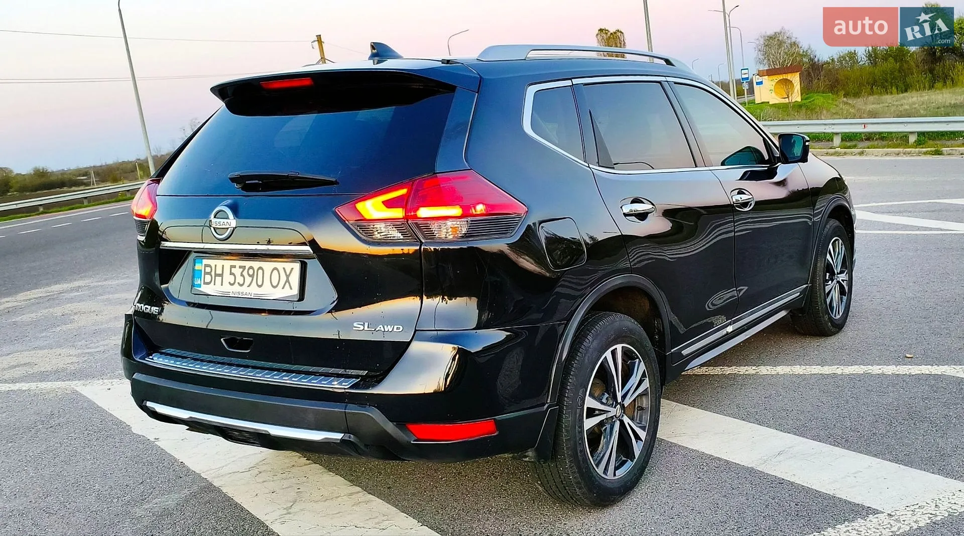 2017 Nissan Rogue - мініатюра 4